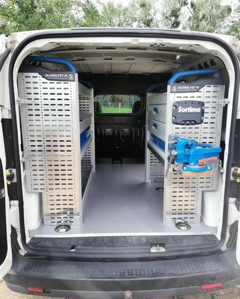 Fiat Doblo cena 28900 przebieg: 132000, rok produkcji 2014 z Szczebrzeszyn małe 191